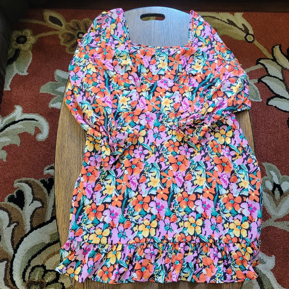 SHEIN Curve Plus Size Allover Floral Print Bell Sleeve Dress Size Women 2X NEW - Picture 4 of 10